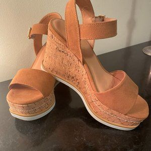 Shoes/wedges